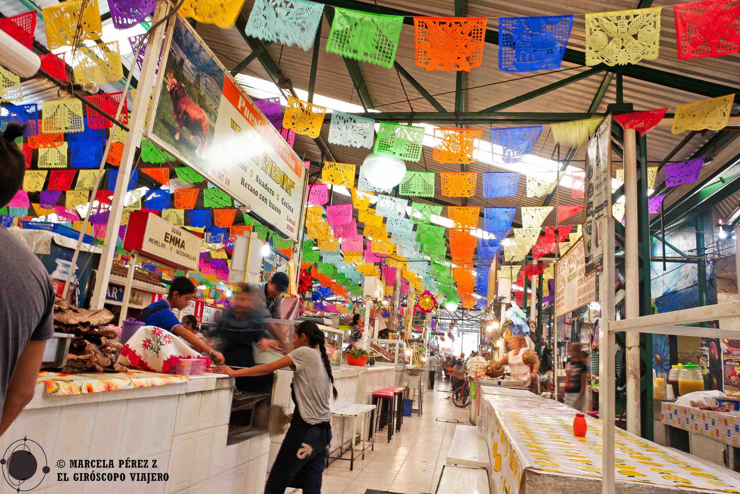 No podía ser más colorido el mercado local de Atlixco con su deliciosa oferta gastronómica. Alegrando todos los sentidos