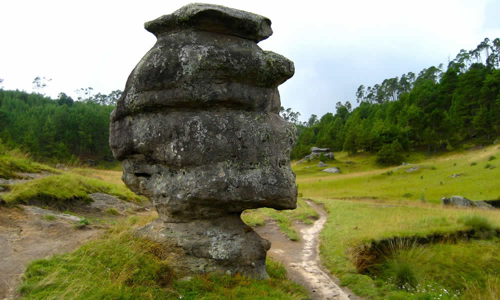 Un agradable paseo por el Valle de las PIedras Encimadas es un imperdible